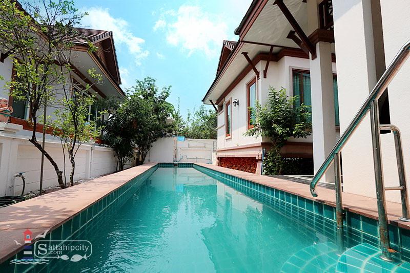 the rest poolvilla sattahip 02 6